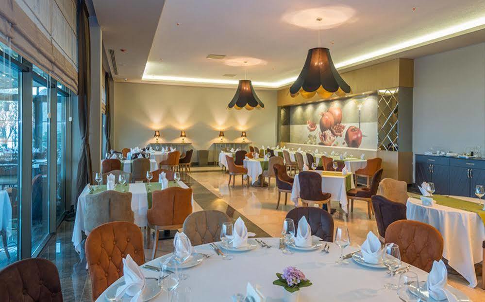 Ramada Resort By Wyndham Unye Экстерьер фото